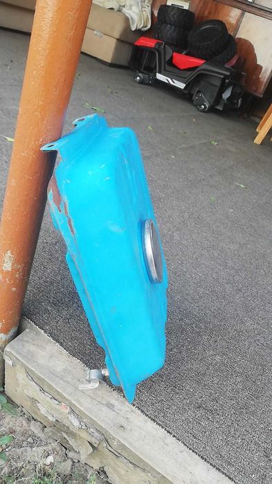 Бензобак малый б/уу