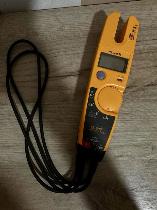 Fluke T5-600 – tester electric profesional, stare bună