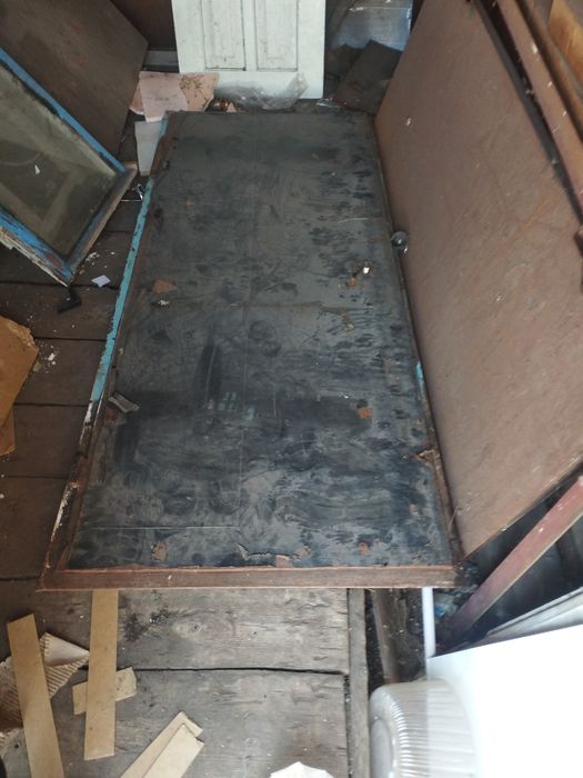 Дверь железная прочная