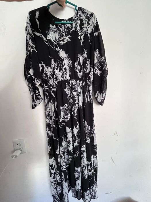 Вечерние платье размер 50-52