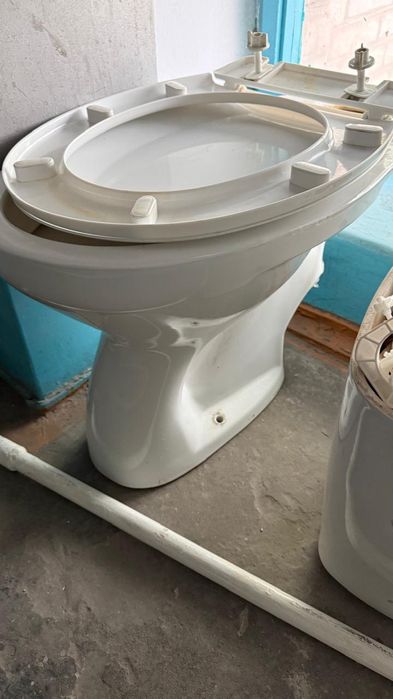 Продам унитаз ..