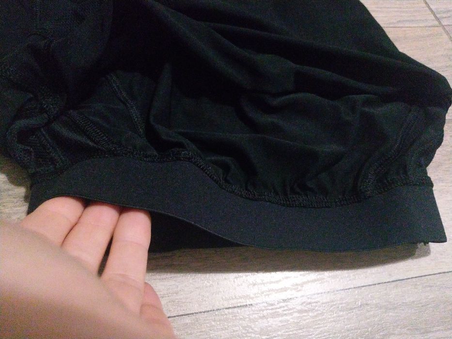 Sutien antrenament sport Reebok mărime xs  nou,fără eticheta