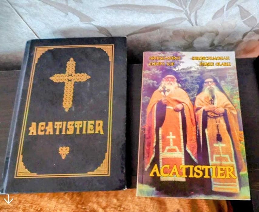 ACATISTIER ortodox/Set 2 acatistiere– carti de RUGĂCIUNE ESENȚIALE