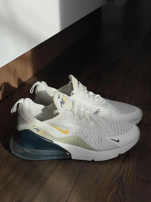Nike Air Max 270 размер 37.5