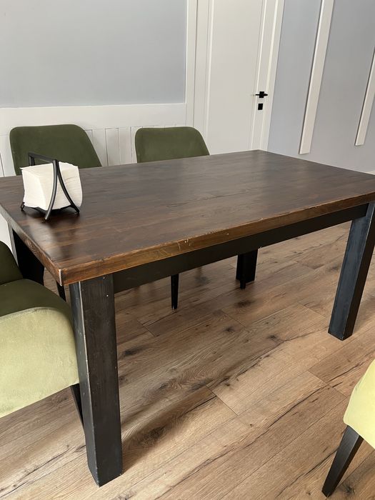 Стол из дерева (сосна или пихта)