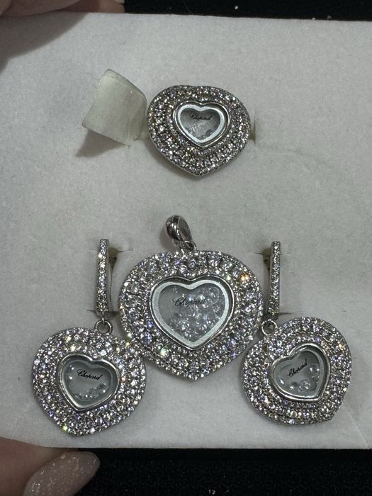 Серебреный комплект