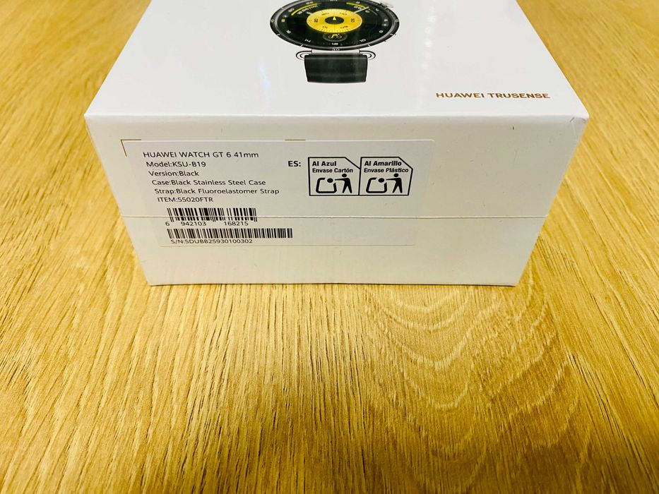 ЧИСТО НОВ !!! Huawei Watch GT 6, 41MM, Black Stainless Steel Case, Black Fluoroelastomer Strap