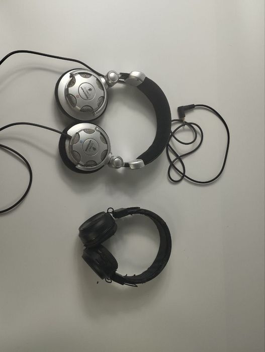 Продам Dj наушники Behringer и беспроводные наушники. Б/У.