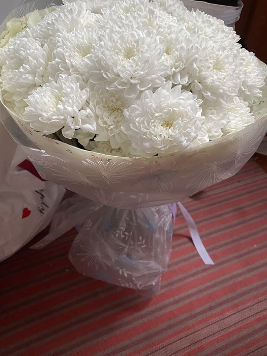 Продам букет цветы  за 7000 тыс