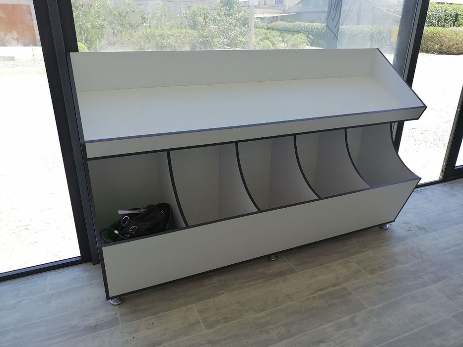 Ko'chma savdo shaxobchasi (konteyner)