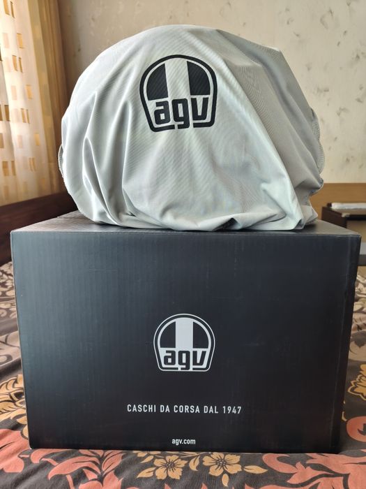 Каска за мотор AGV K6
