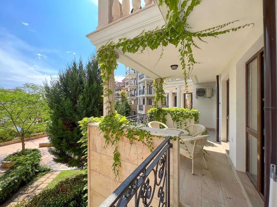 Продава се Тристаен апартамент в Несебър - 99 кв.м за 1768 €/кв.м - Снимка #17