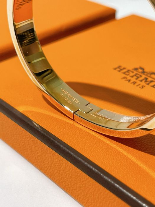 Дизайнерска дамска гривна New Season