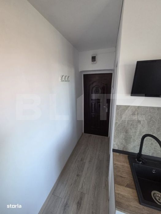 Garsoniera de vanzare, 12 mp, etaj intermediar, zona Gruia