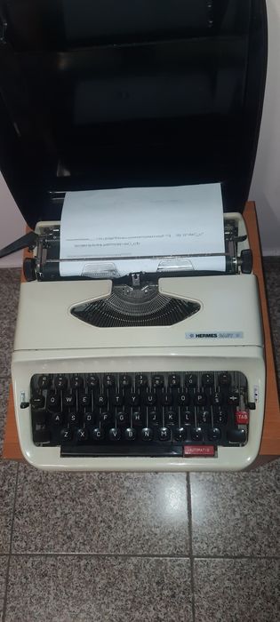 Mașină de scris Hermes Baby s impecabilă