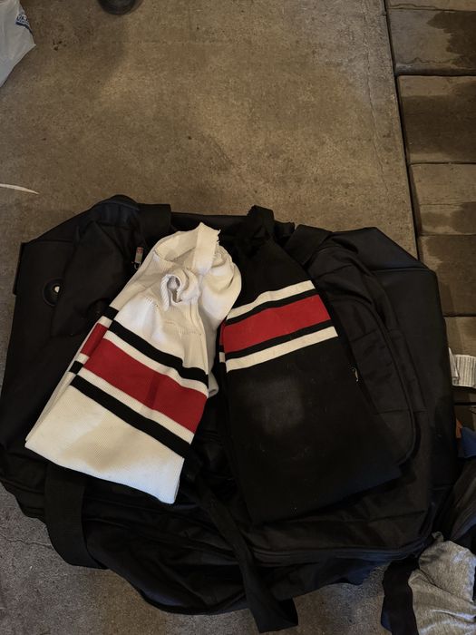 Продам хоккейную форму