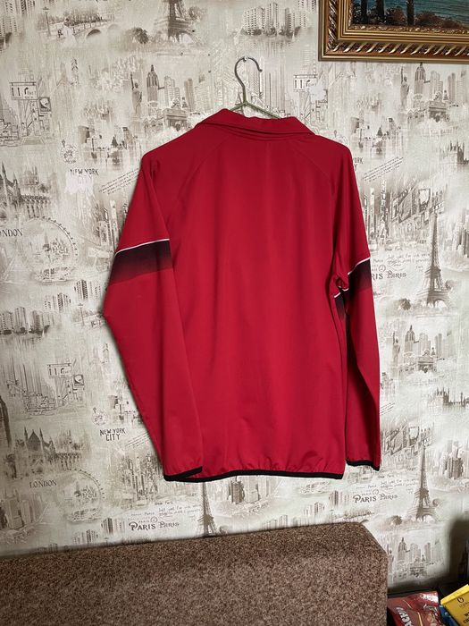 Спортивная кофта Nike