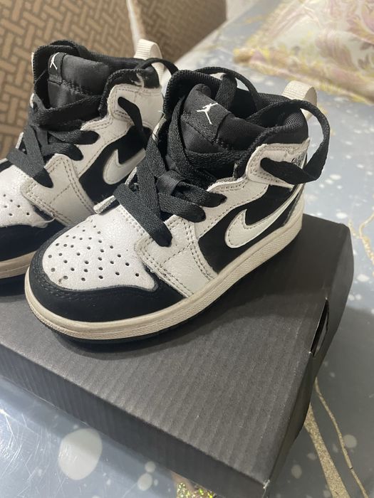 Кроссовки детский 24