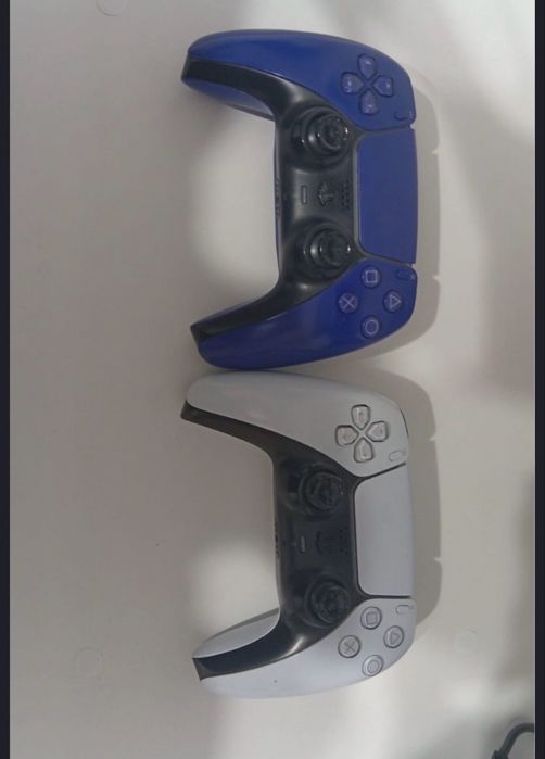 Playstation 5 2 джойстика и игры