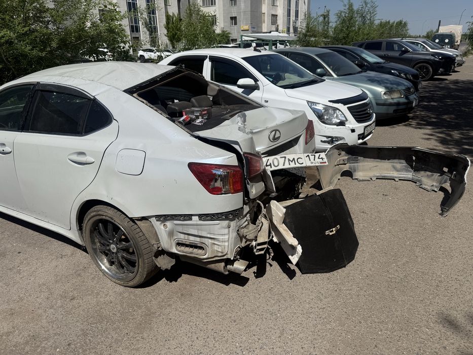 Продается Lexus is250