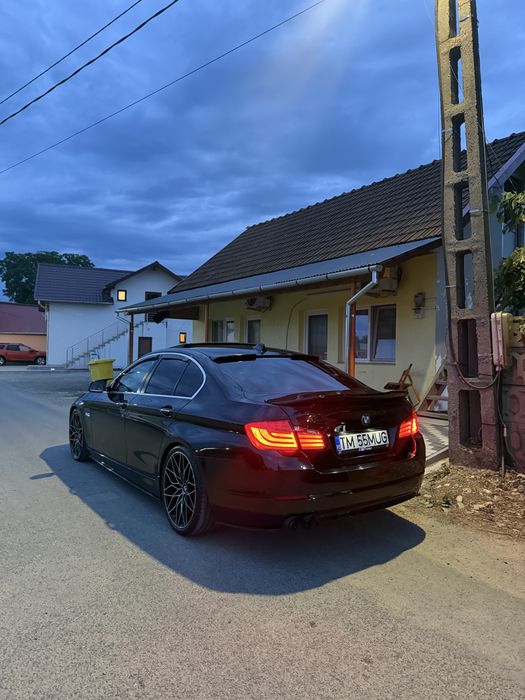Vând BMW F10, an fabricație 2011, motor N47, cu 285.000 km reali