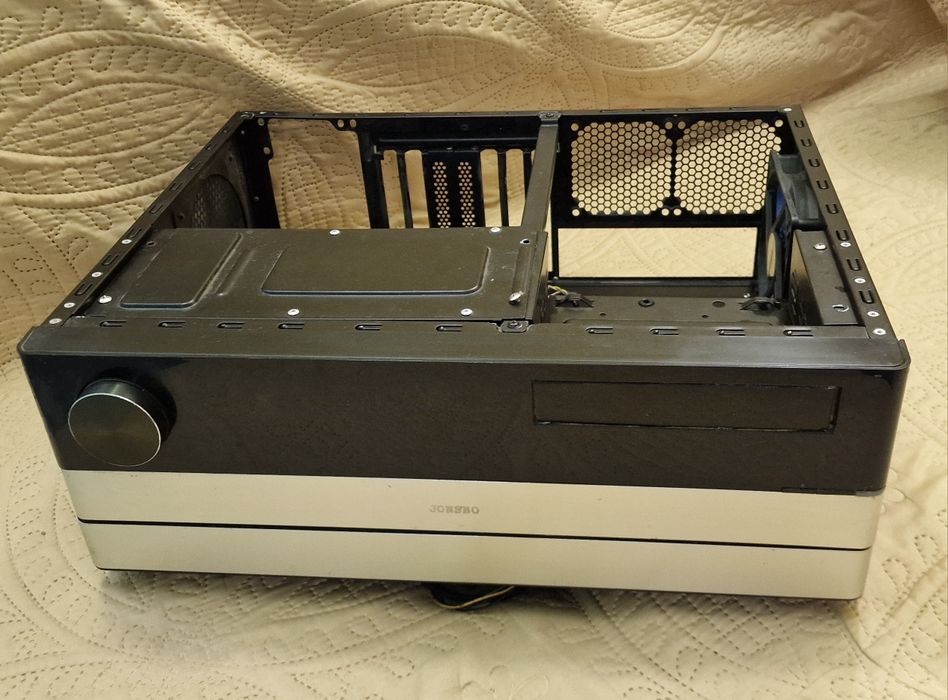 Корпус горизонтальный  ПК Премиум HTPC-корпус Jonsbo G3 Silver (алюмин