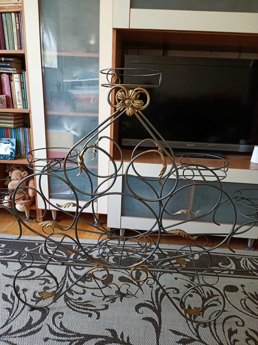 Полка для цветов,кованая