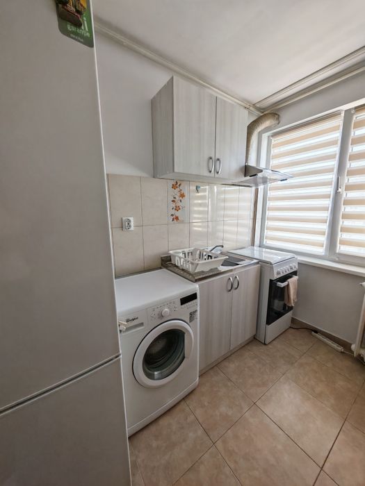 380 Euro, Închiriere Apartament 2 camere decomandate, 52 mp, zona Auchan Titan, sector 3, București, complet utilat