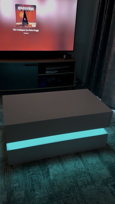 Masa de cafea RGB alb