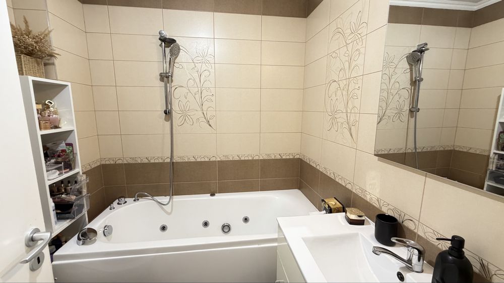 Inchiriez apartament cu 1 camera