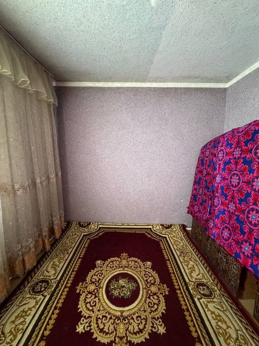 Diqqat uy sotiladi !!! Olmaliq shahar   nijniy terrasada