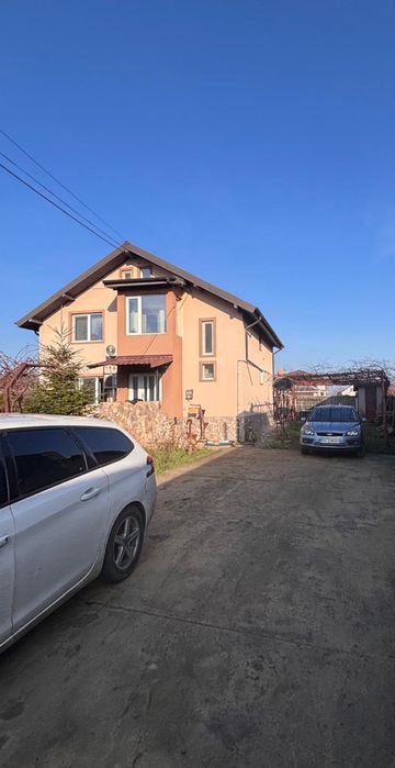 Casa 4 dormitoare renovata finisaje premium teren 459mp