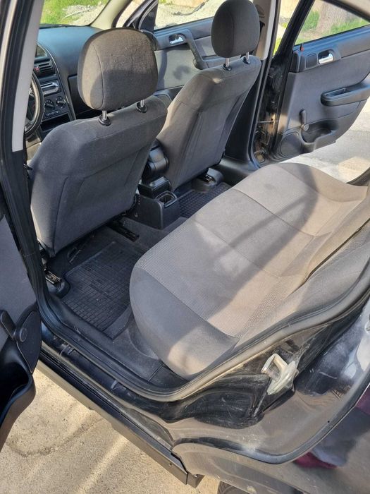 vanzare autoturism opel astra G-Berlina