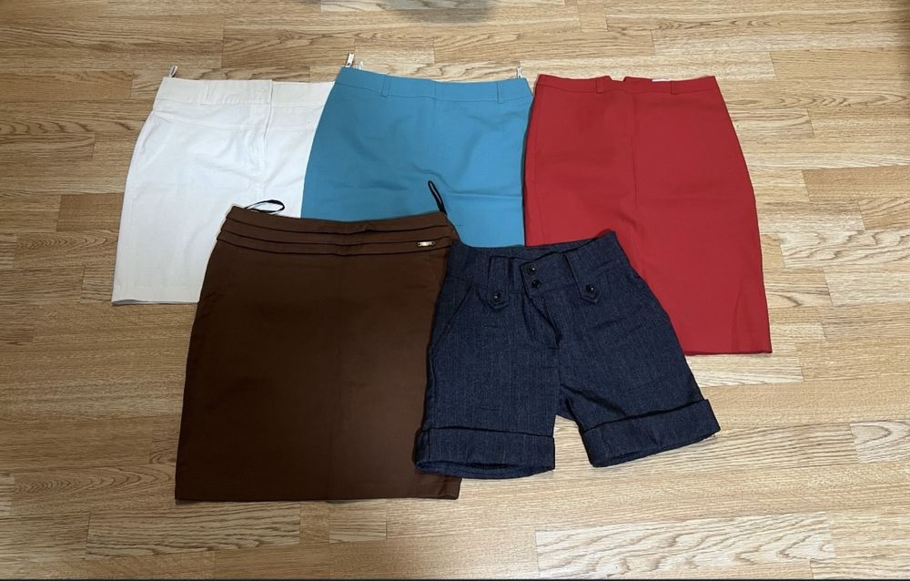 Продам платья 42-44 р.