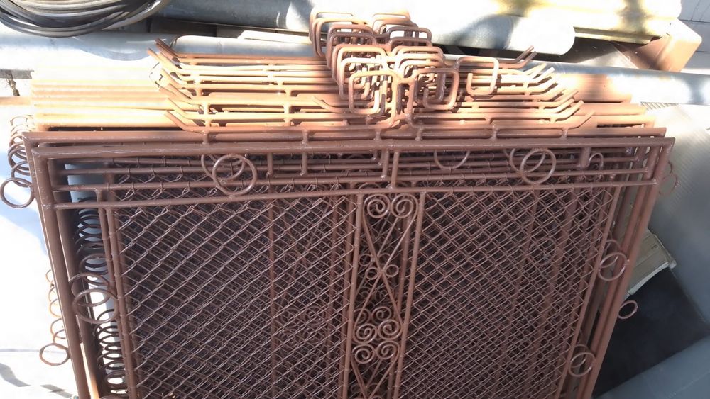 Vând Poarta fier+Panouri gard