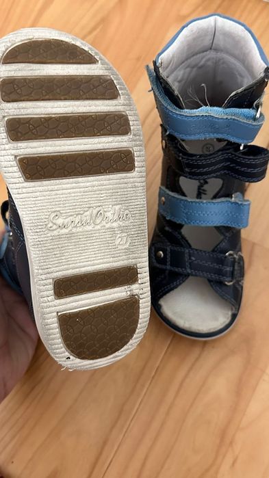 Ортопедические  обувь