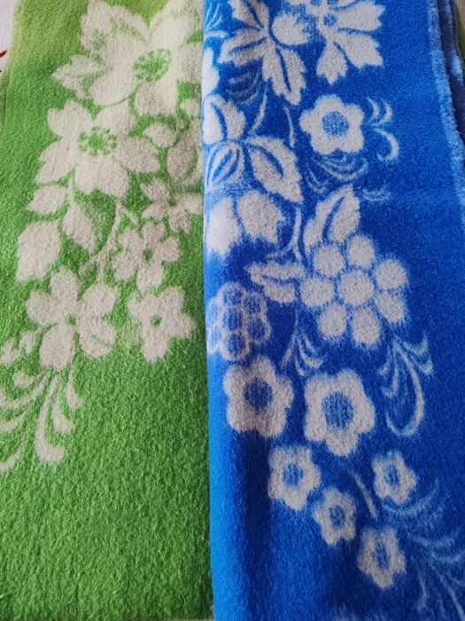 Продаю два одеяла