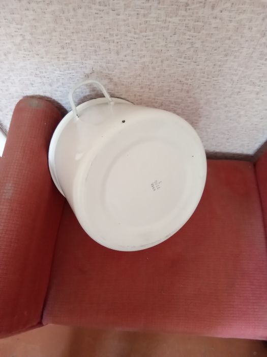 Кастрюля эмаль белая 5литров