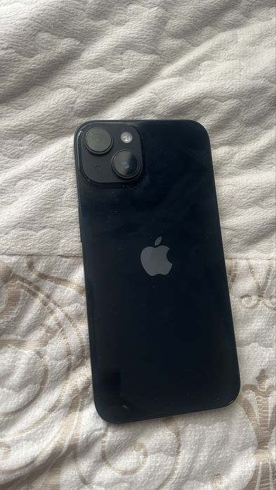 Айфон 14 на 128 батарея 80%