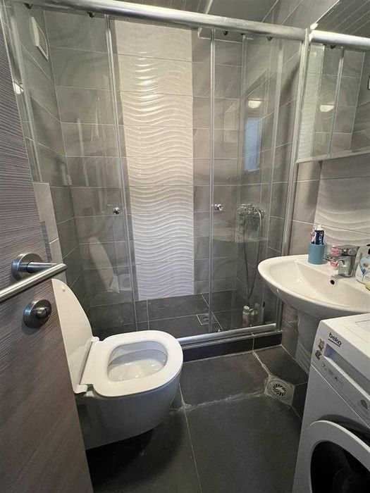 Дава се под наем Двустаен апартамент в София, Лозенец - 70 кв.м за 459 € - Снимка #2