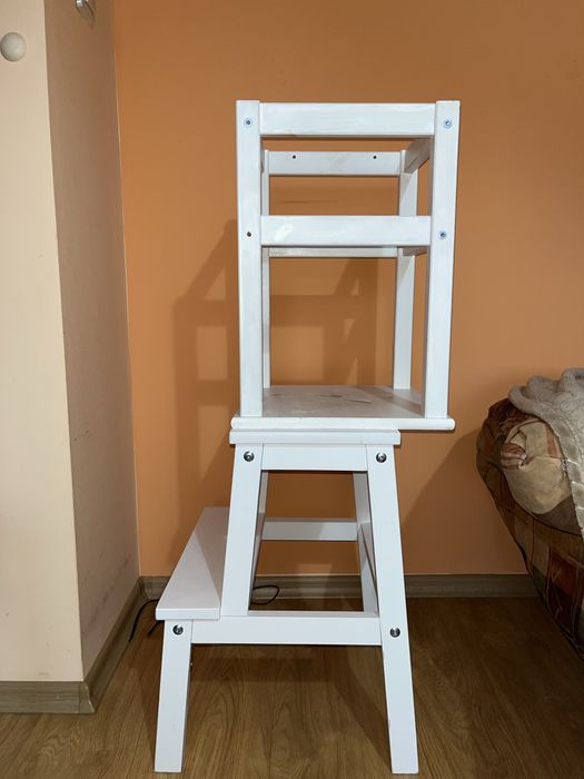 Монтесори помощна кула