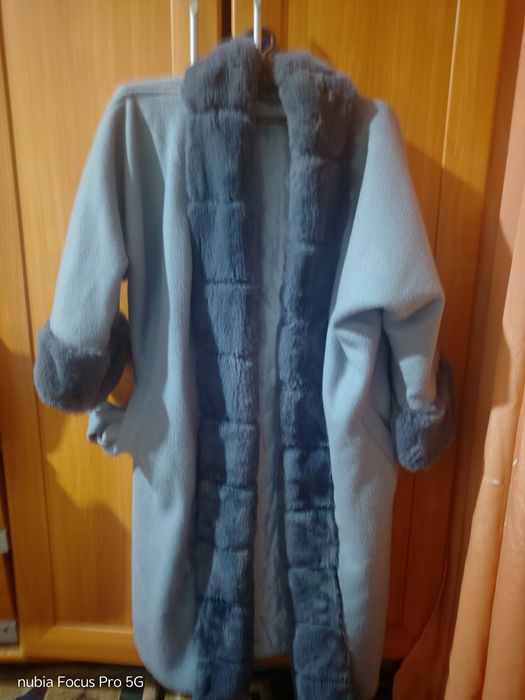 Пальто в отличном состоянии