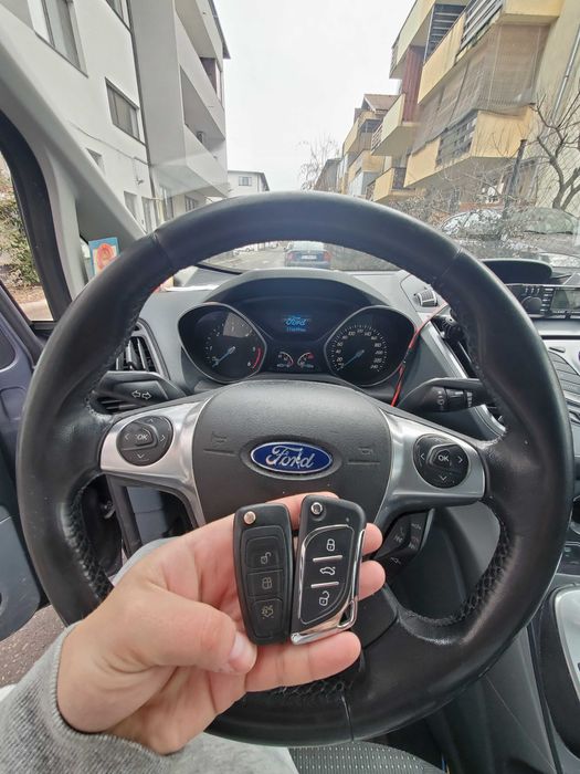 Deblocări uși auto Cluj 24/7 / Copiere chei auto – Rezervă / Pierdute