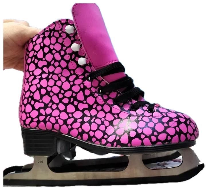 Продам новые коньки