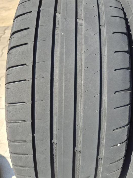 2бр летни джипови гуми 225/60/18 100V Michelin