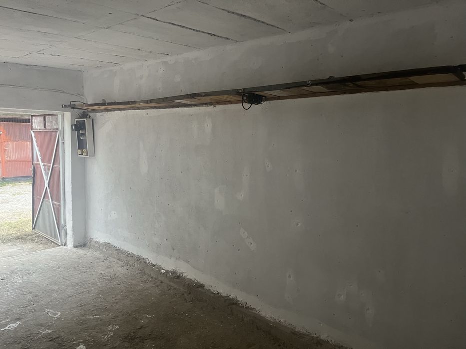 Дава се под наем Гараж / Паркомясто в Габрово, Център - 20 кв.м за 51 € - Снимка #7