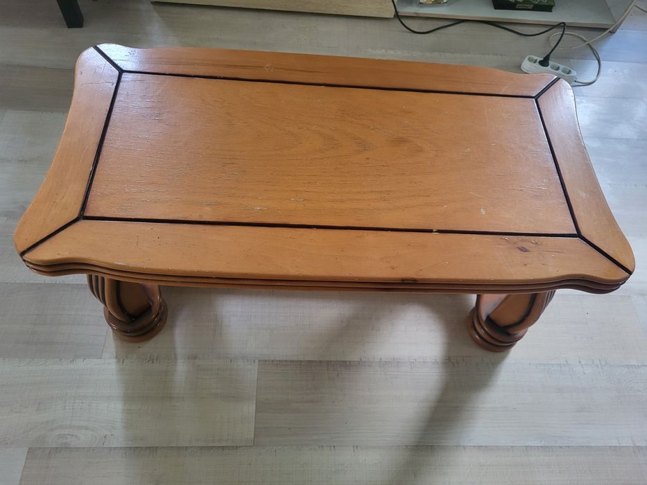 Set canapea + 2 fotolii + masuta