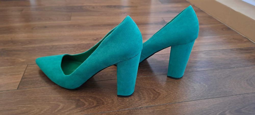 Дамски обувки Mohito, дебел ток 41 номер