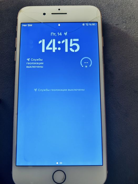 Продам айфон 8+ на запчасти