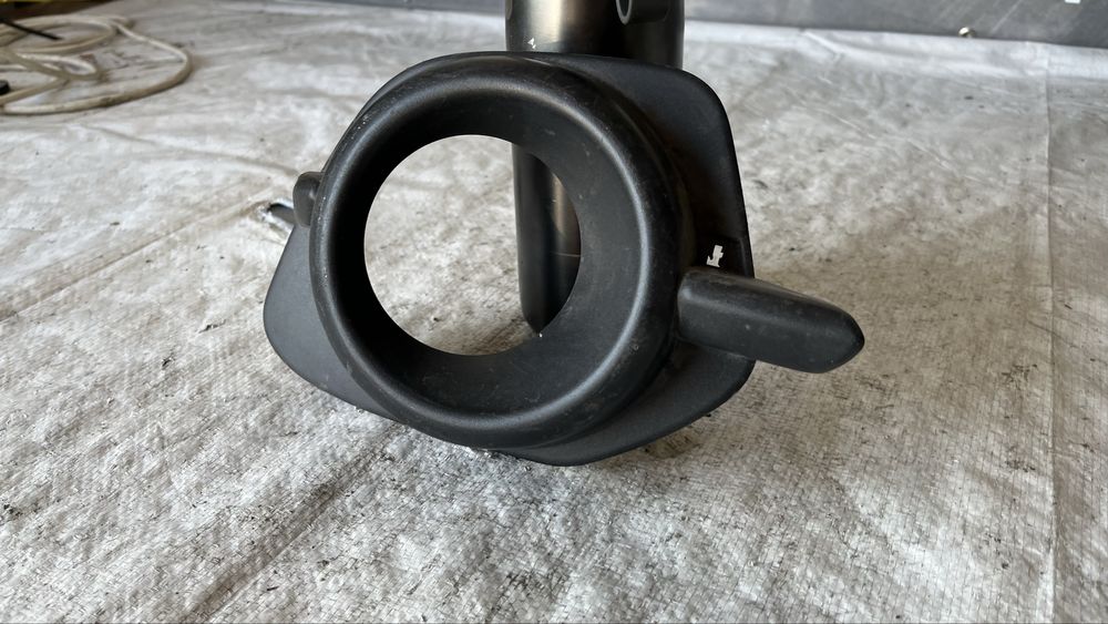 Лява решетка за халоген Mitsubishi L200